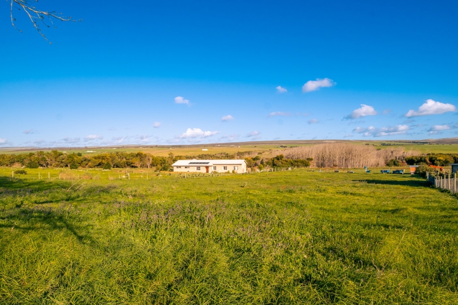 Commercial Property for Sale in Baardskeerdersbos Western Cape